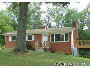 13 Douglas Road, Asheville, NC 28806