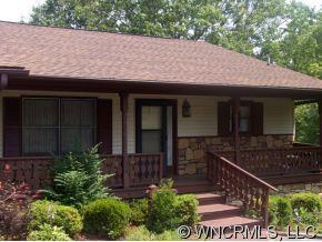 16 Rolling Ridge Way, Etowah, NC 28729