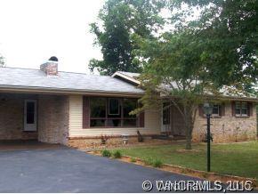 112 W. White Oak St., Etowah, NC 28729