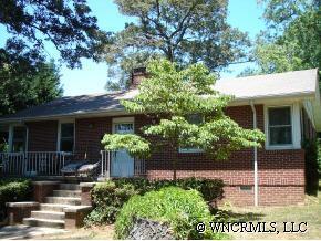 1004 Locust Street, Hendersonville, NC 28792
