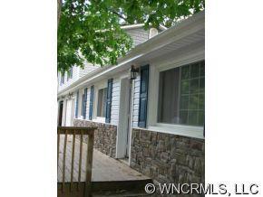11 W. Oakview, Asheville, NC 28806