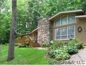 65 Hodges Dr., Waynesville, NC 28786