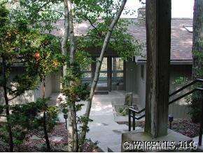 66 Crestwood Rd., Asheville, NC 28804