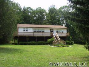 50 Kaesler Ln., Burnsville, NC 28714