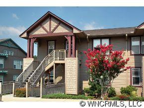 1201 Deermouse Way, Hendersonville, NC 28792