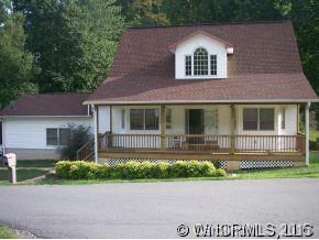 25 Pinellas Lane, Waynesville, NC 28785