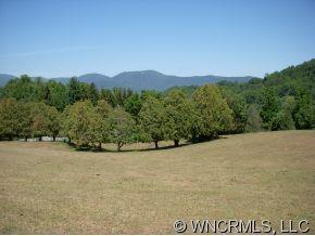 85 Parrish Farm Road, Waynesville, NC 28786