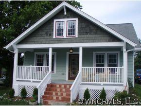 27 Pelzer Street, Woodfin, NC 28804