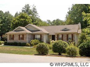 24 St. Andrews Dr., Etowah, NC 28729