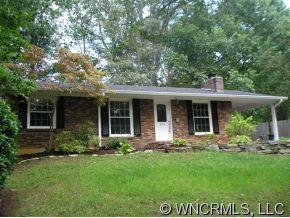 206 Pine Street, Black Mountain, NC 28711