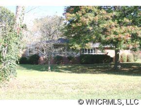 13 Hamburg Drive, Weaverville, NC 28787