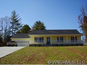 141 Sunset Ridge Drive, Etowah, NC 28729
