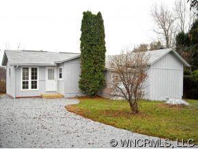 1615 Willow Road, Hendersonville, NC 28739