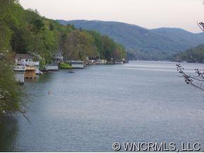 64/74 Memorial Hwy, Lake Lure, NC 28746