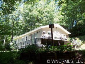 306 Buchanan Lane, Burnsville, NC 28714
