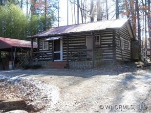 546 Waddell Drive, Hendersonville, NC 28792