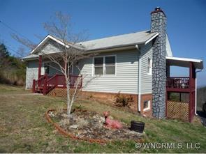 218 Crows Nest Rd, Hendersonville, NC 28791