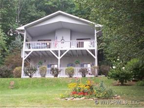 122 Twin Brook Drive, Waynesville, NC 28786