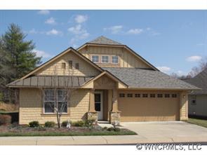 40 Gray Wolf Ln., Hendersonville, NC 28792