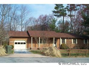 1214 E Bane St, Hendersonville, NC 28792