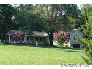 217 Ewbank Drive, Hendersonville, NC 28791