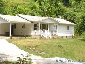 195 Russell Cove Rd, Waynesville, NC 28785