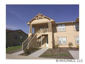 2001 Deermouse Way, Hendersonville, NC 28792