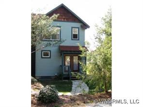 32 Rhett Dr, Flat Rock, NC 28731