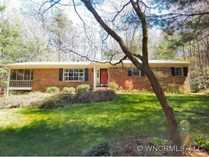 318 Colony Lane, Hendersonville, NC 28791