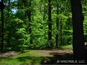 60 Three Oaks Drive, Asheville, NC 28804