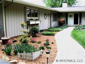 31 Teaberry Lane, Weaverville, NC 28787