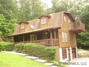88 Rowe Ct, Hendersonville, NC 28792