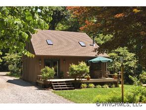 1200 Davis Mountain Road, Hendersonville, NC 28739