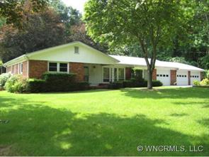 4 Donna Lynn Road, Asheville, NC 28804