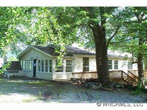 411 Country Brook Tr., Hendersonville, NC 28739