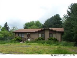 204 Oakdale Rd, Waynesville, NC 28786