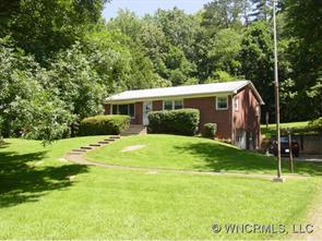 19 Sunset Dr., Asheville, NC 28806