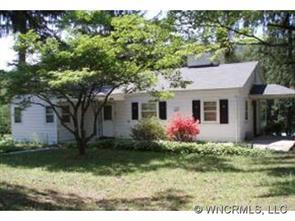 40 Coyote Lane, Hendersonville, NC 28791