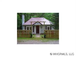 6 Hayes Green Road, Asheville, NC 28806