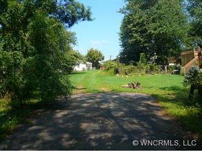 16 Sunrise Dr., Asheville, NC 28806