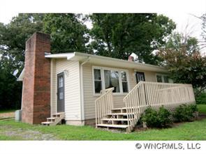 14 South Brown Ct, Hendersonville, NC 28791