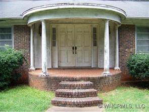 311 Weatherstone Dr., Forest City, NC 28043