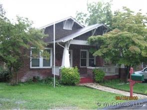 610 Edgewood Ave, Hendersonville, NC 28792