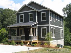 102 Walker Street, Black Mountain, NC 28711