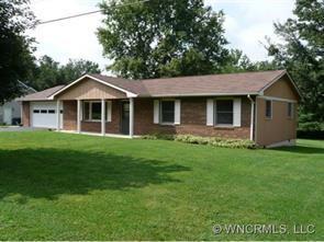 119 Acorn Drive, Hendersonville, NC 28792