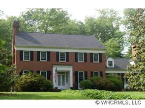 1228 Chanteloup Drive, Hendersonville, NC 28739
