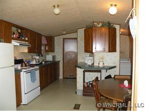 150 Old Lytle Cove Rd, Swannanoa, NC 28778