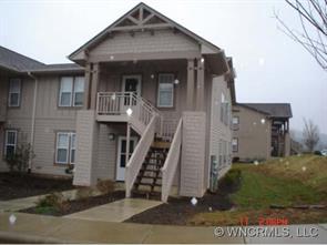 2205 Deermouse Way, Hendersonville, NC 28792