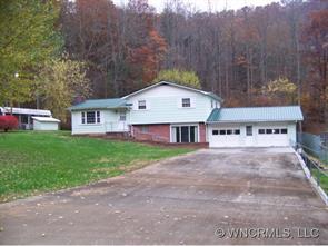 1244 Mack Town Rd, Sylva, NC 28779