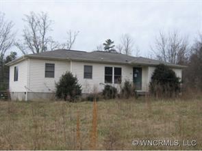 506 Stepp Mill Rd, Hendersonville, NC 28792